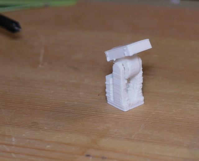 Hinge test